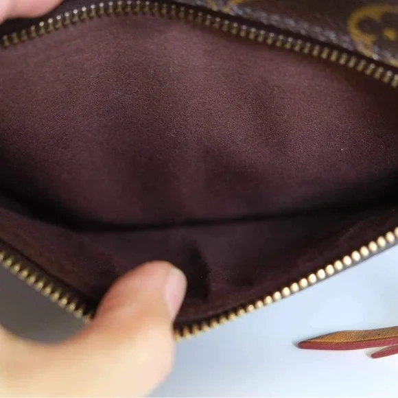 SOLD ‼️ Authentic Louis Vuitton Pochette Metis - Picture 6 of 15